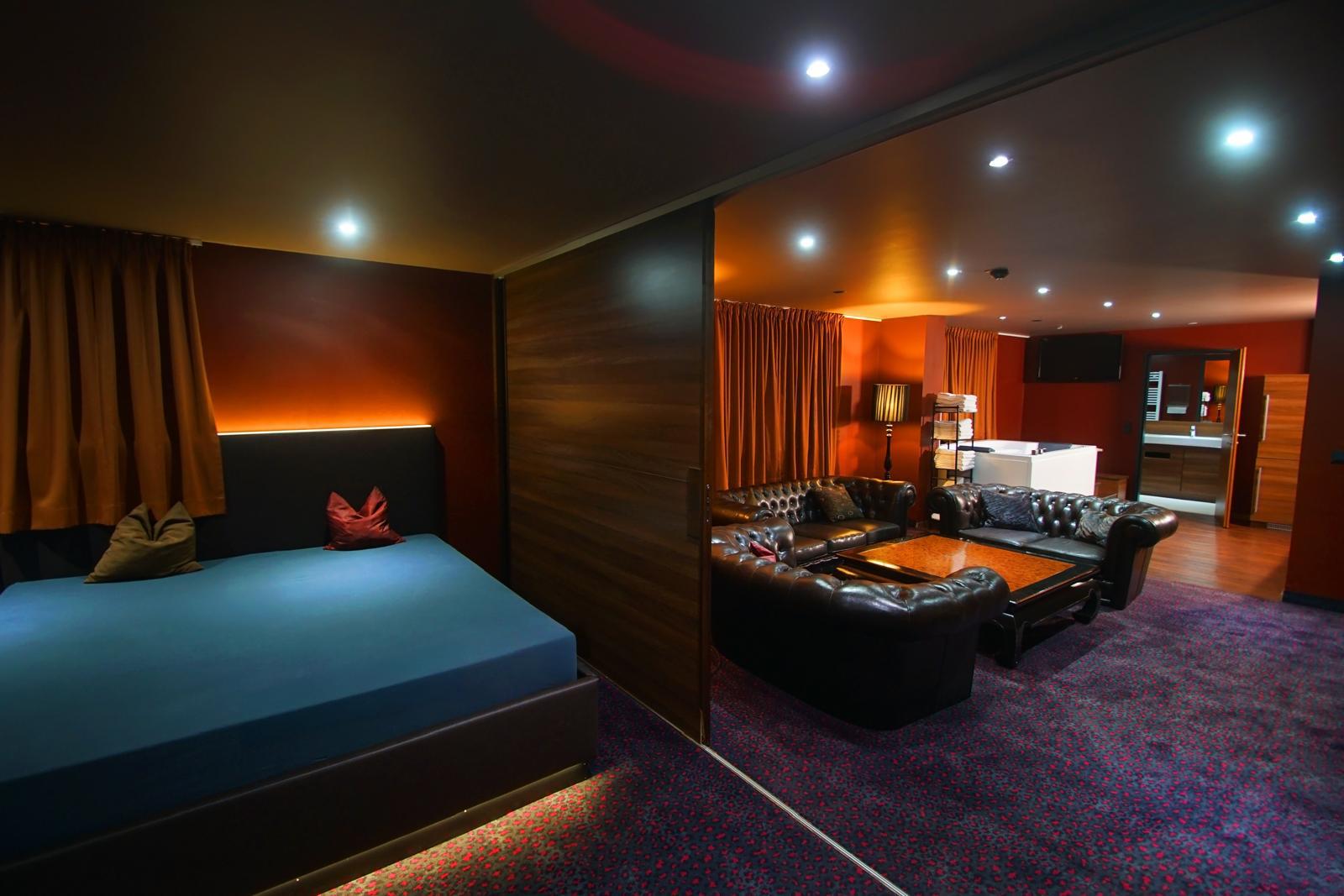 PHOTO-2025-08-10-15-27-58-10