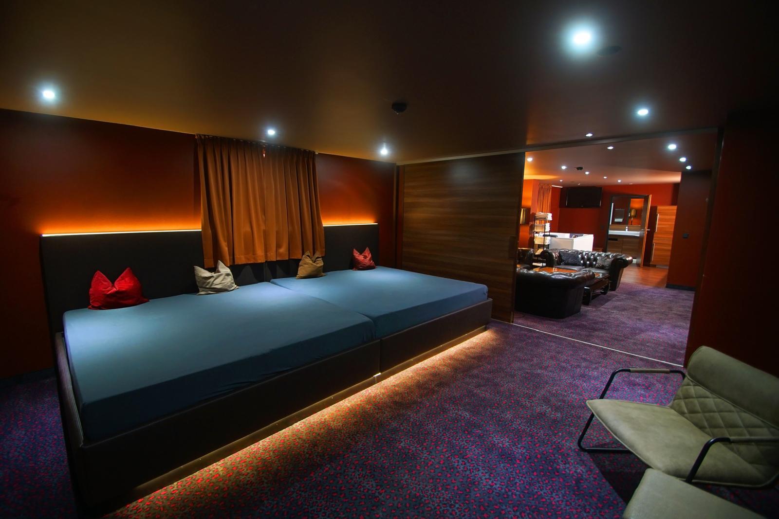 PHOTO-2025-08-10-15-27-58-11